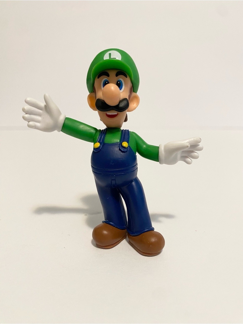 Super Mario Bros Luigi 2 1/2" Action Figure Jakks Pacific Nintendo Official